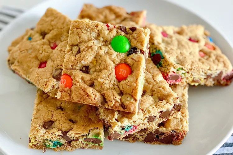 Quick Gluten-Free Desserts: Monster Cookie Bars with oats, peanut butter, chocolate chips, and M&Ms